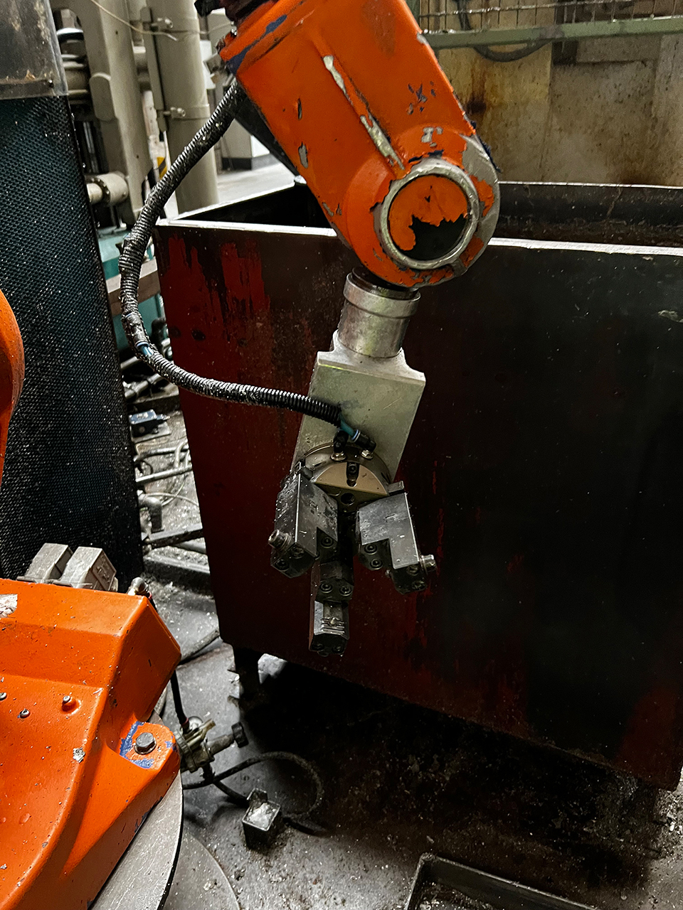 ABB IRB 2400 Foundry Robot HR1835, begagnad