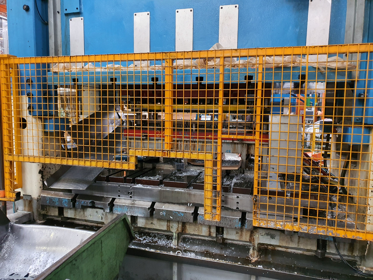 Spiertz 320 t hydraulisk press PR2486, begagnad