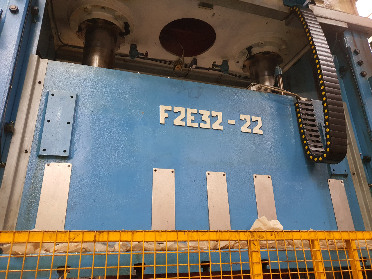 Spiertz 320 t hydraulisk press PR2486, begagnad